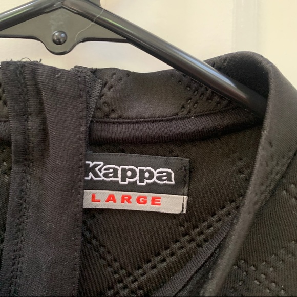 All Black Kappa Crop Top (L) - Picture 5 of 6